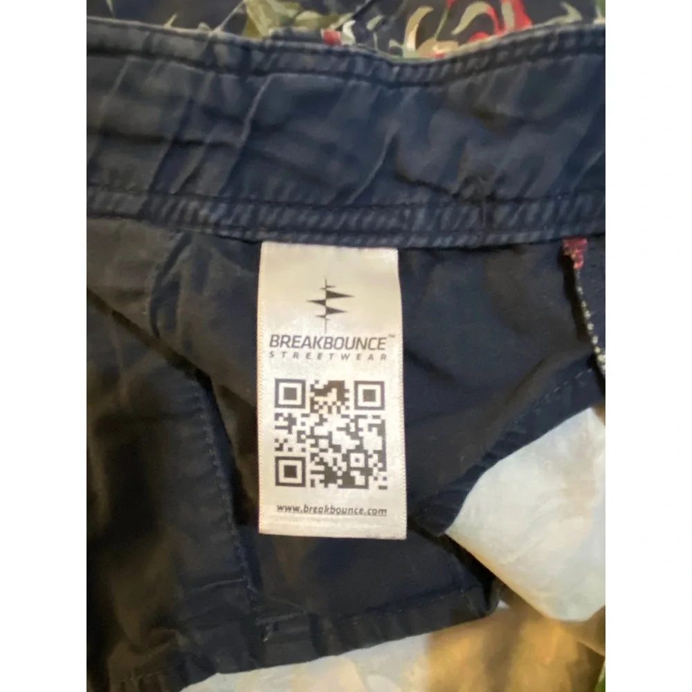 Breakbounce Streetwear Buddy Hug Floral Tropical Chino Shorts Mens 38 Navy Blue